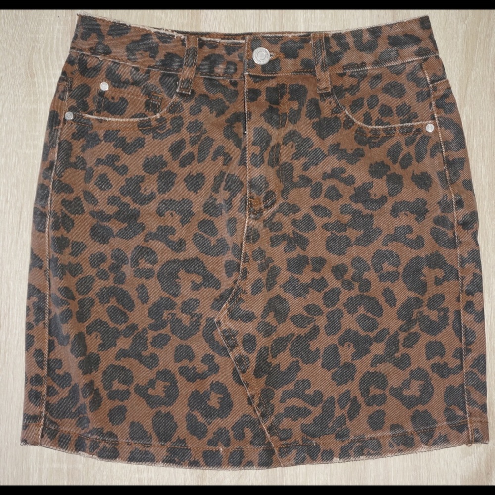 Leopard print denim skirt